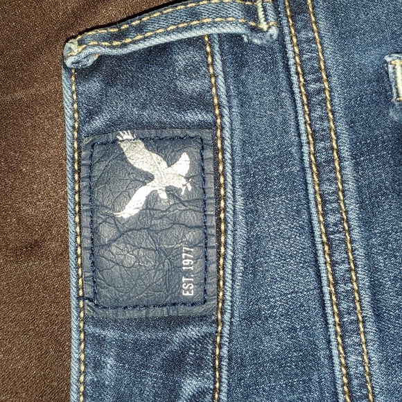 AE Shortie Shorts - Picture 3 of 8